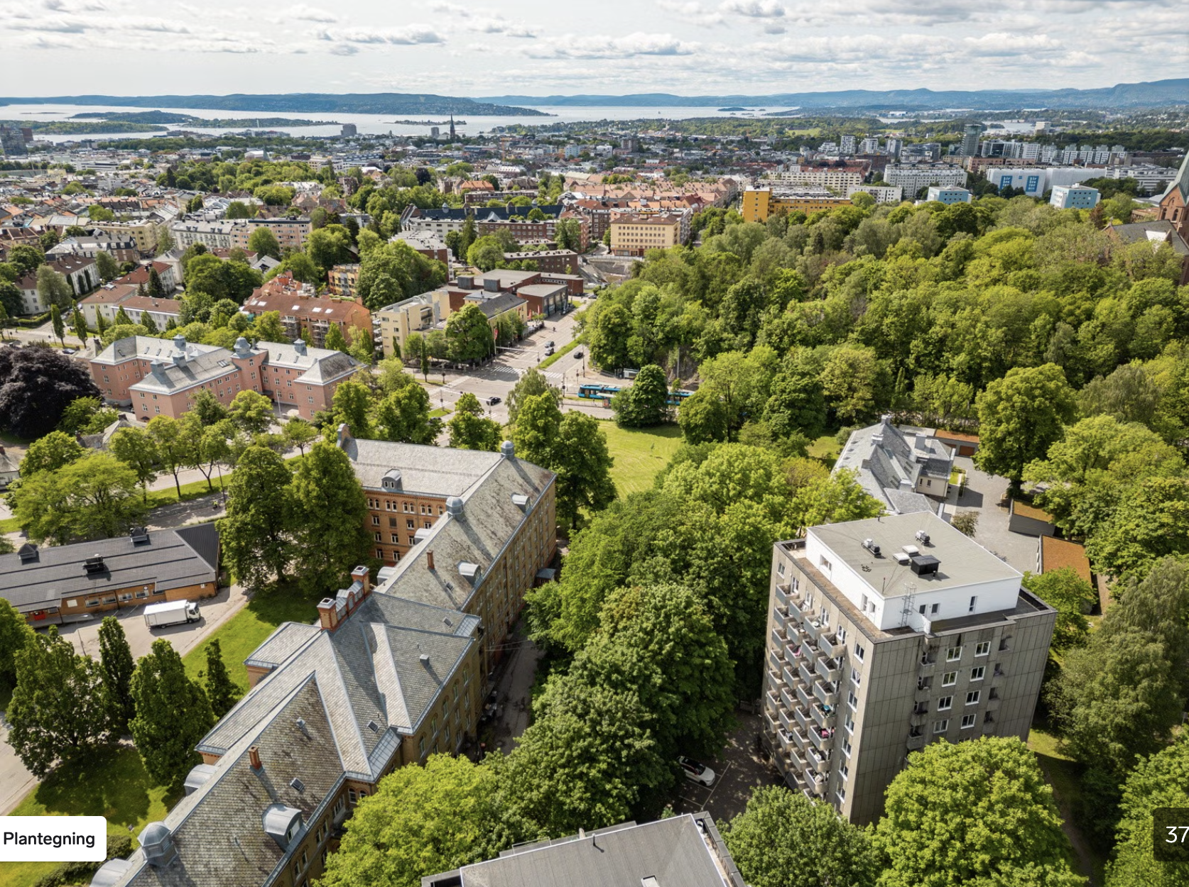 Sentral toppleilighet med spektakulær utsikt til Oslofjorden, byen og natur